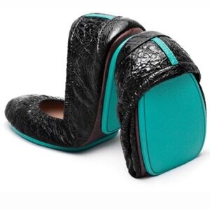 Obsidian Black Tieks